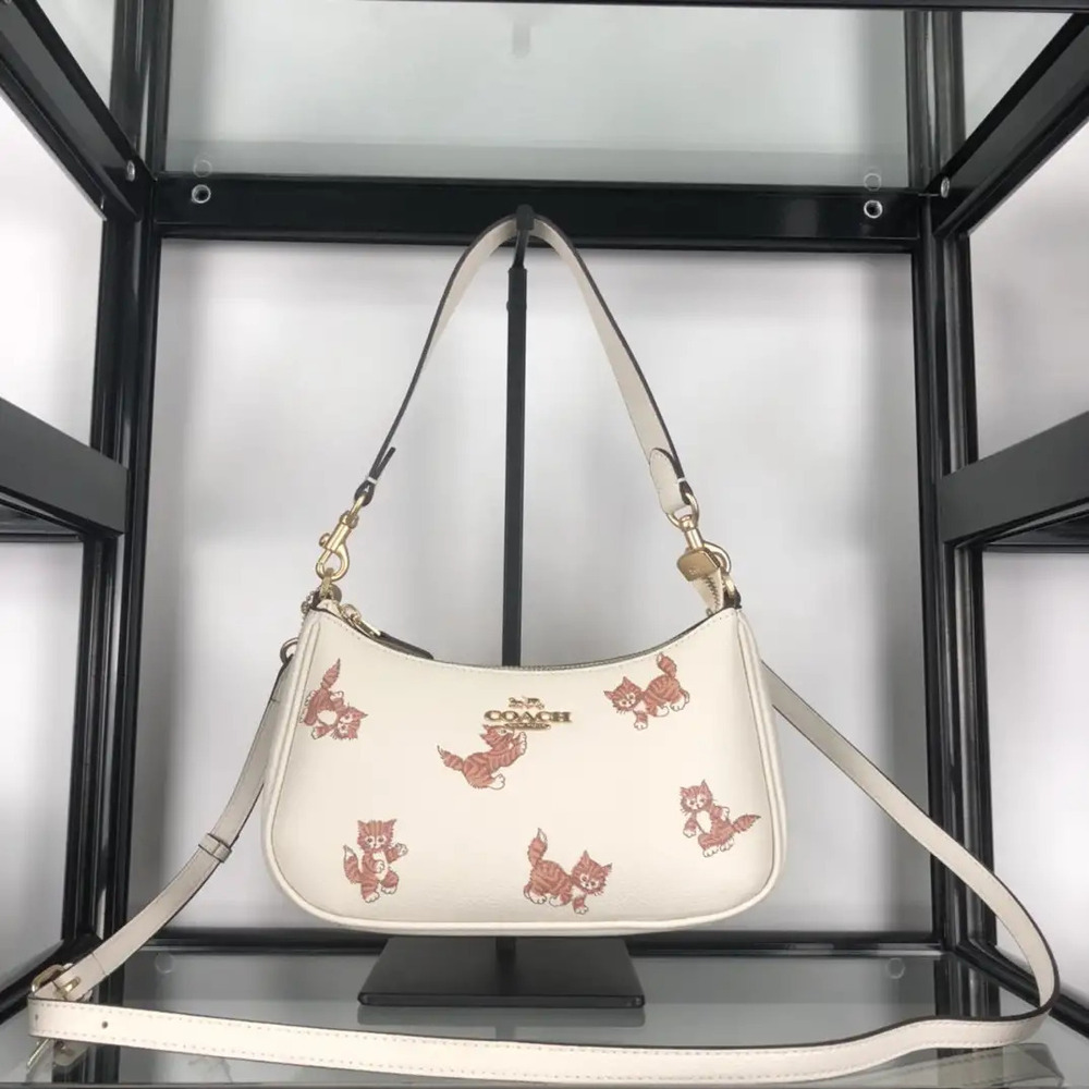 Coach Cute Pet Series Teri Shoulder Bag